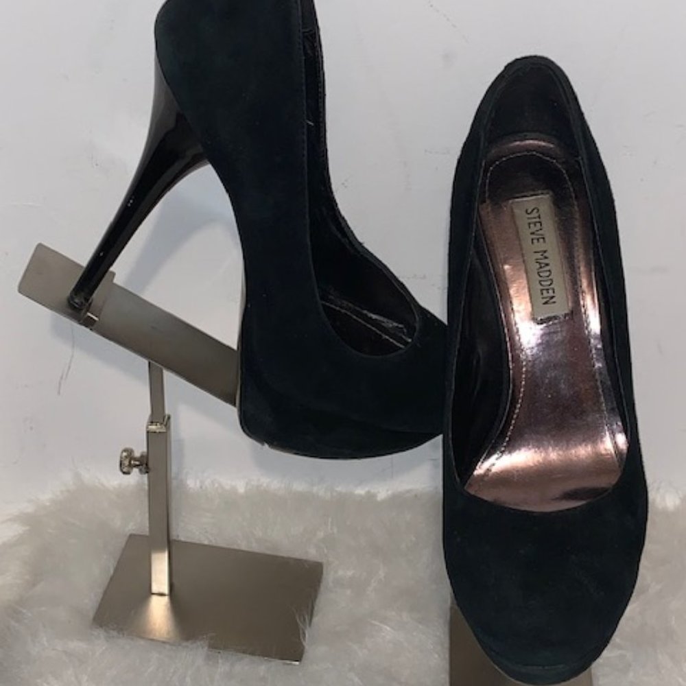 Steve Madden Caryssa Suede Pumps - Picture 3 of 5